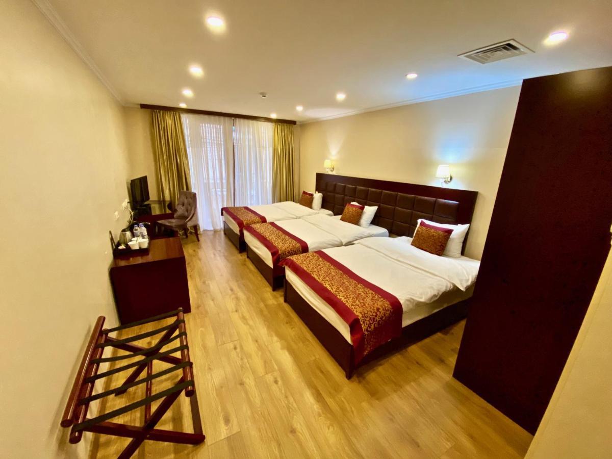 Velvet Hotel Τυφλίδα Εξωτερικό φωτογραφία