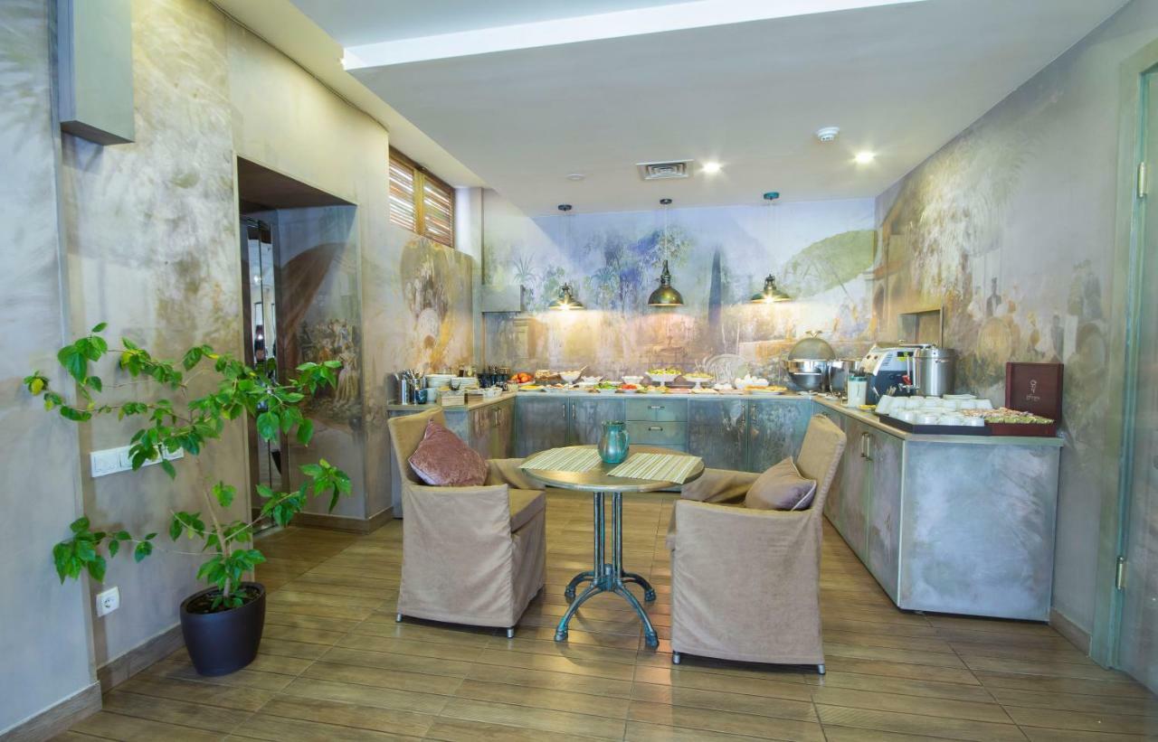 Velvet Hotel Τυφλίδα Εξωτερικό φωτογραφία